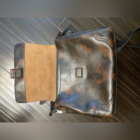 FLASH SALE Frye Charlie Shoulder Bag real leather in Camo (brown) NWT - Picture 5 of 6